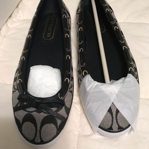 COPY - Coach Slip-On Slippers-Size 8.5 Medium - Picture 4 of 7